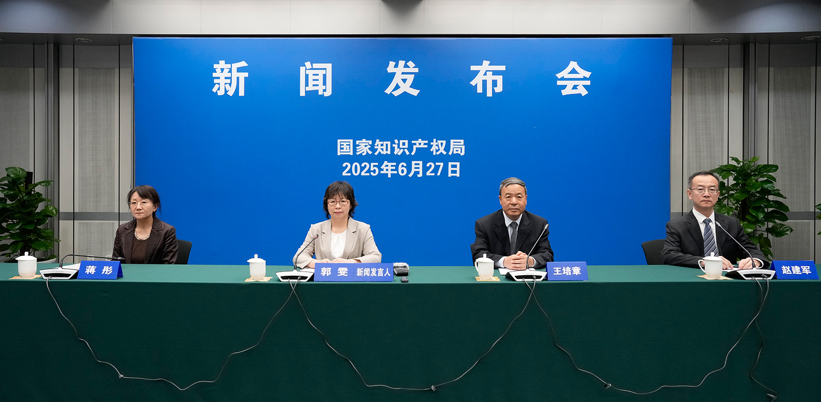 以實(shí)干鑄就高質(zhì)量服務(wù)